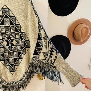 Aztec Grey Black Sweater Poncho 1X  Oversized